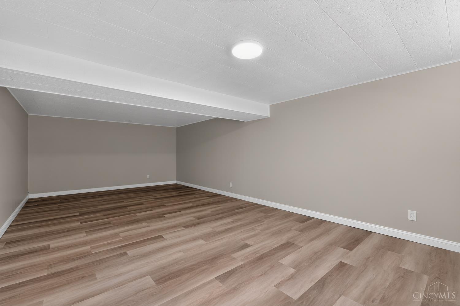 121 Biscoe Drive Property Photo 17