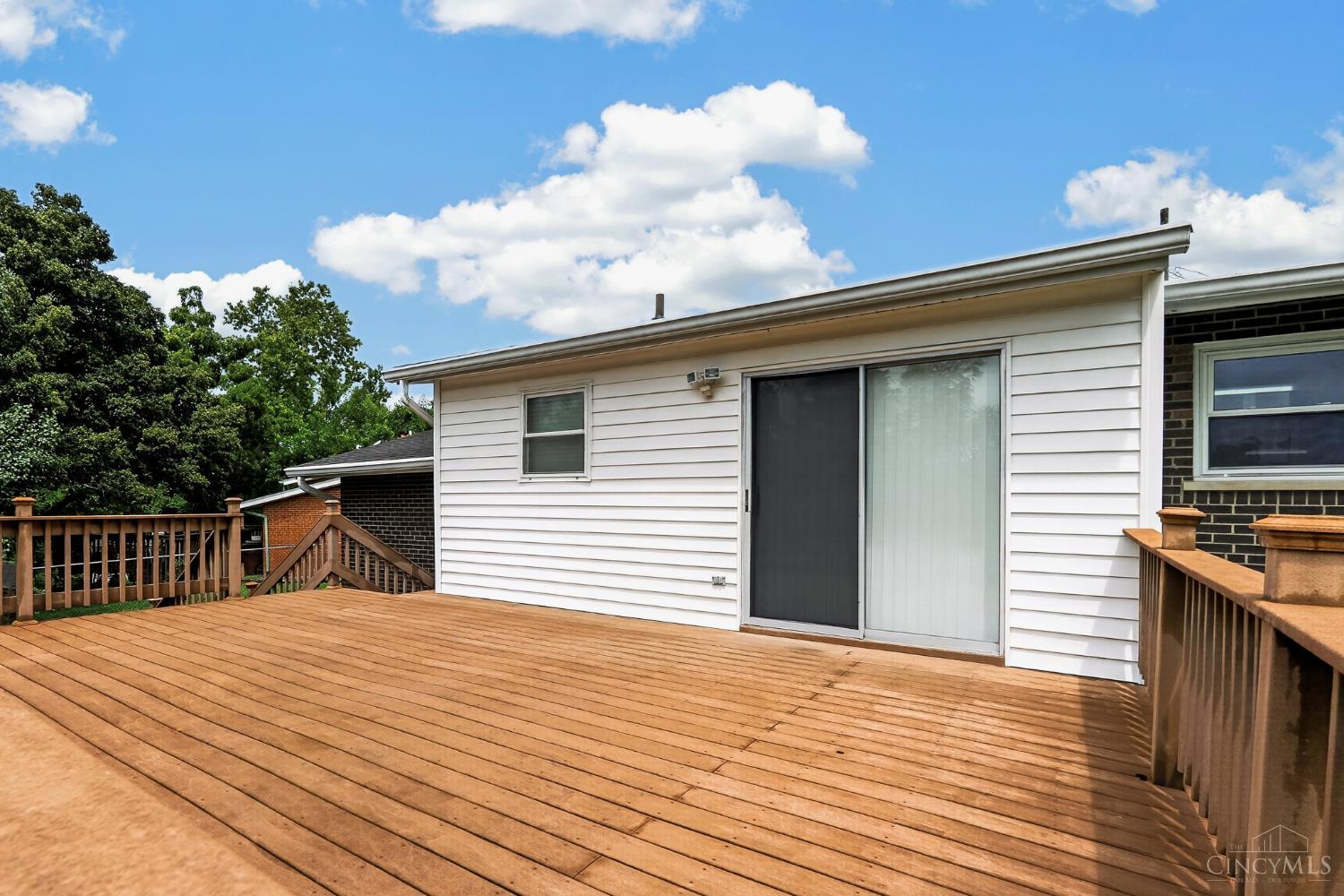 121 Biscoe Drive Property Photo 28