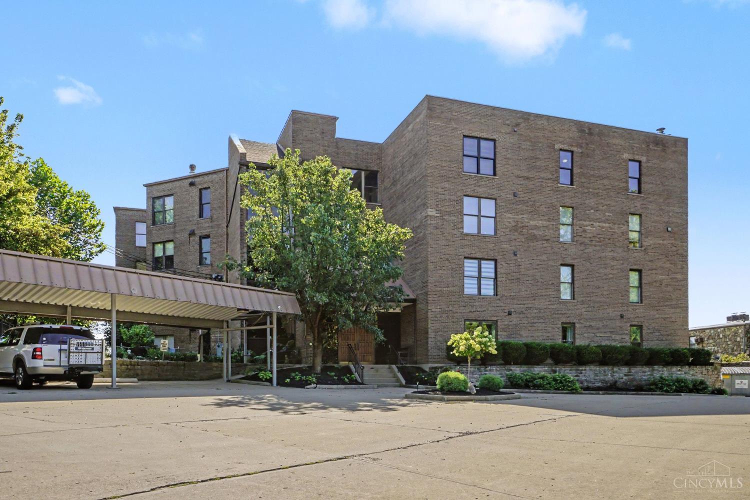 500 Mt Hope Avenue Property Photo 1