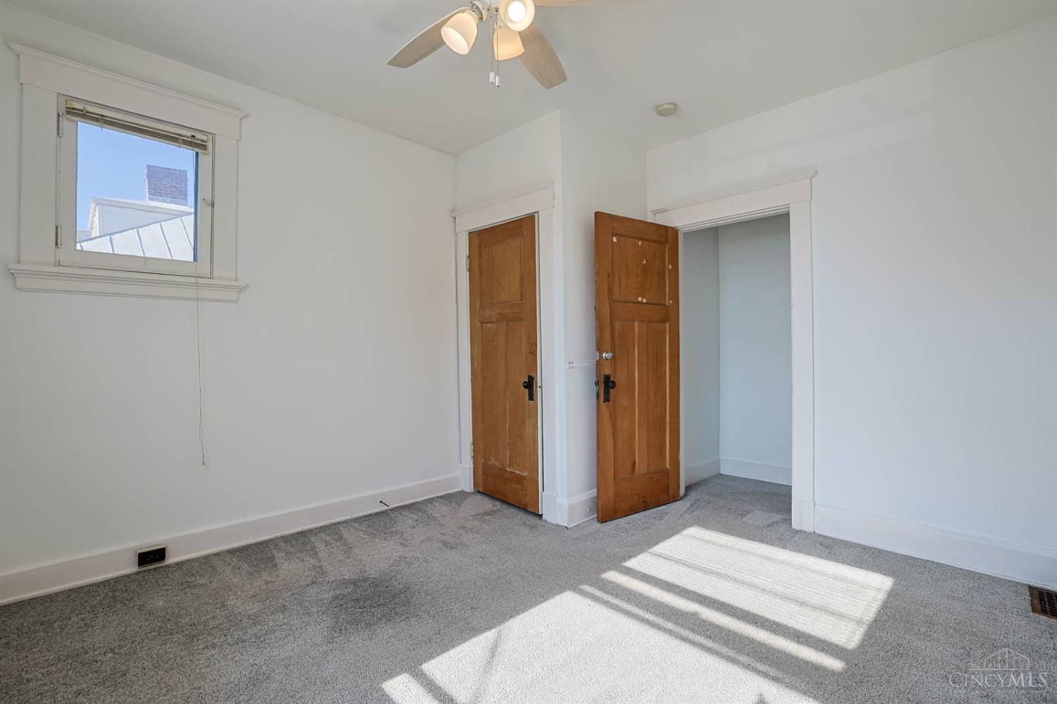 2555 Fairview Avenue Property Photo 20