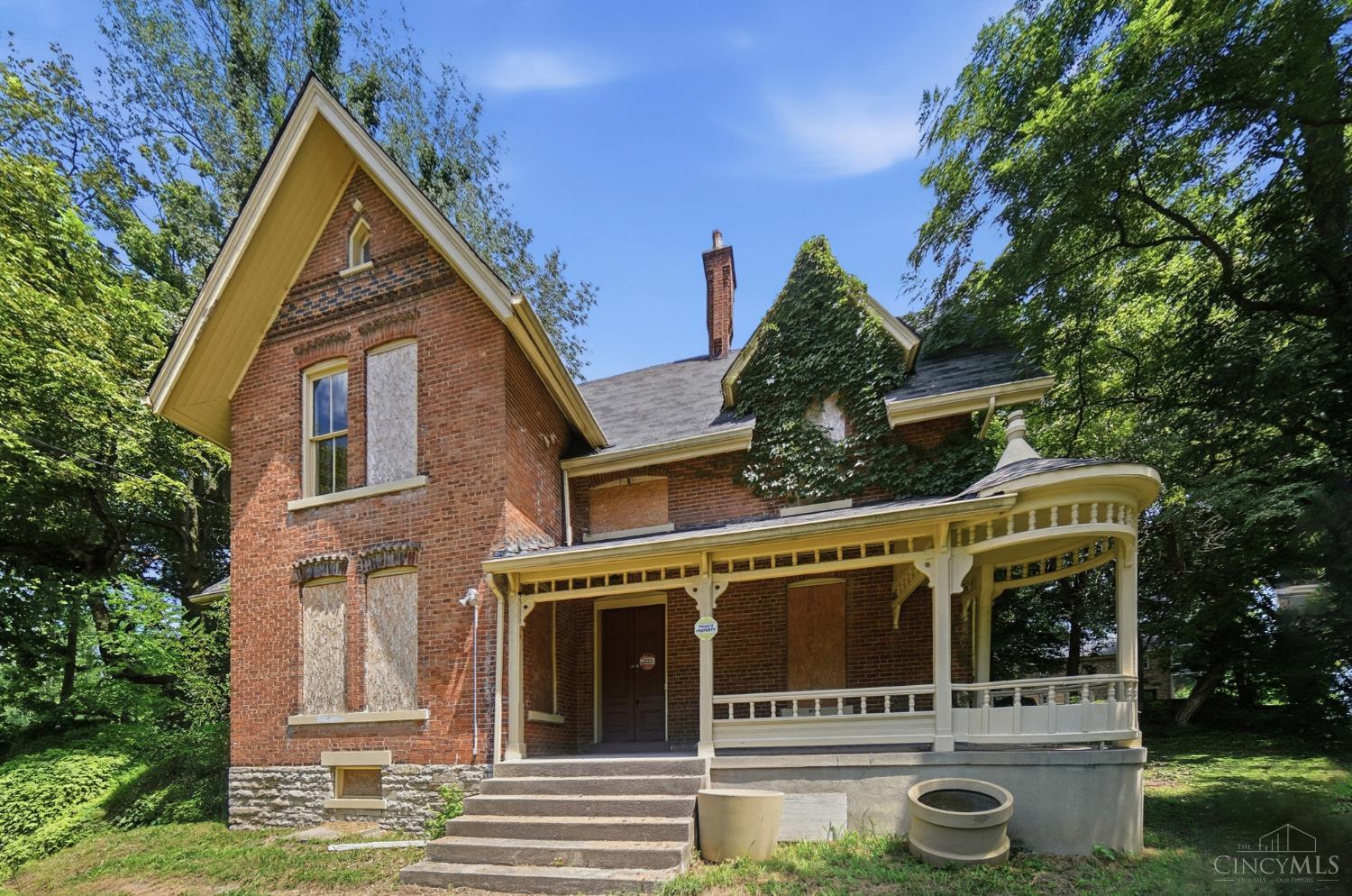 7222 Catalpa Road Property Photo 4