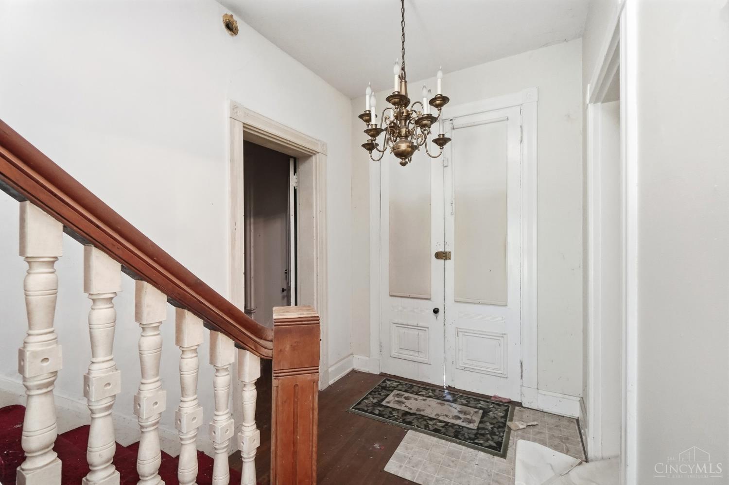7222 Catalpa Road Property Photo 12