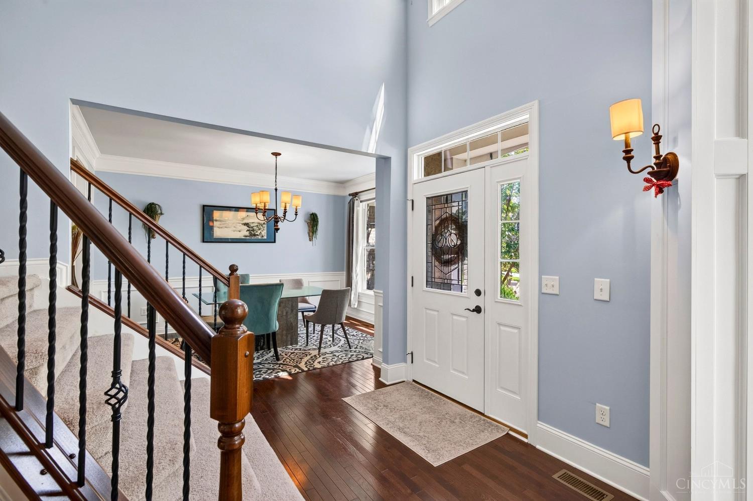 1529 Shaker Run Boulevard Property Photo 5