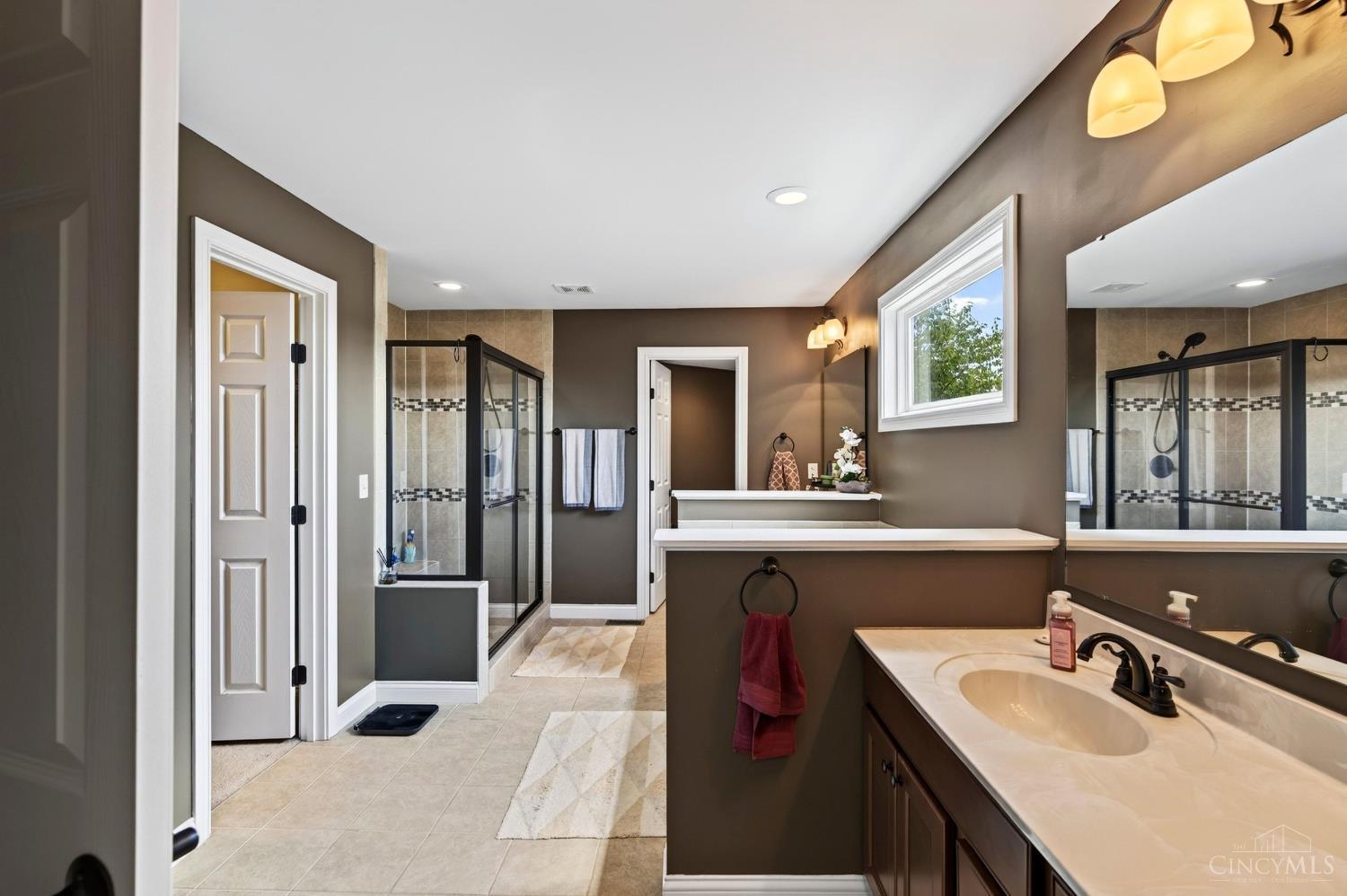 1529 Shaker Run Boulevard Property Photo 35