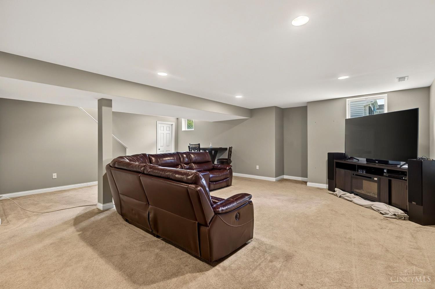 1529 Shaker Run Boulevard Property Photo 51