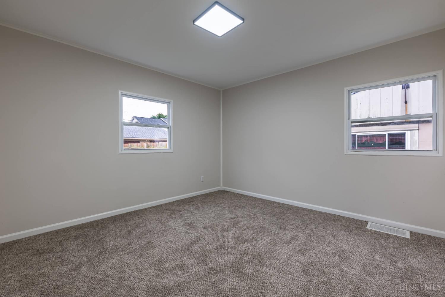 1101 Sorg Place Property Photo 12