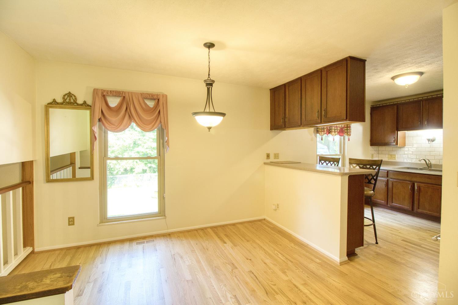 5803 Mt Vernon Drive Property Photo 8