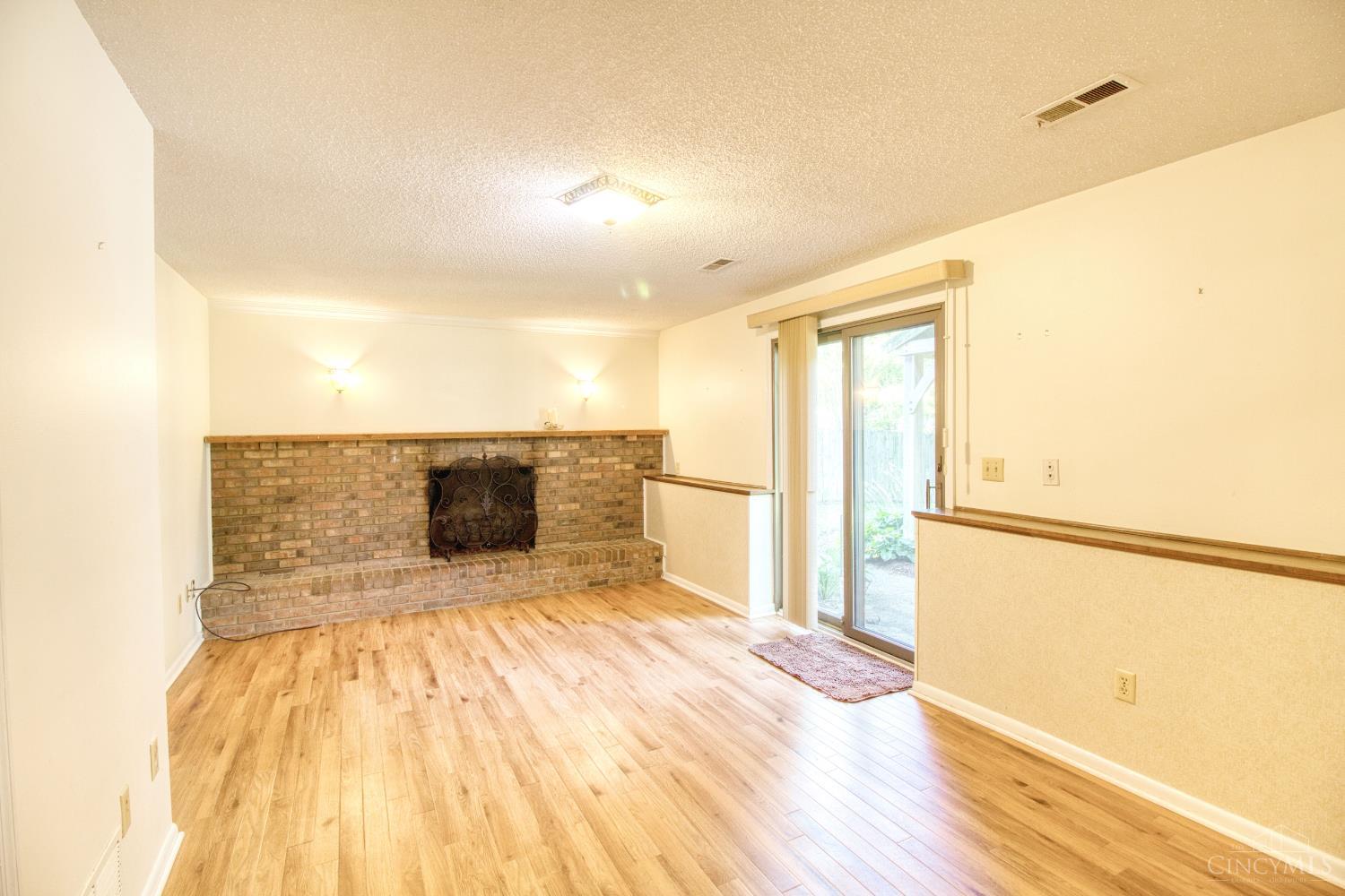 5803 Mt Vernon Drive Property Photo 15