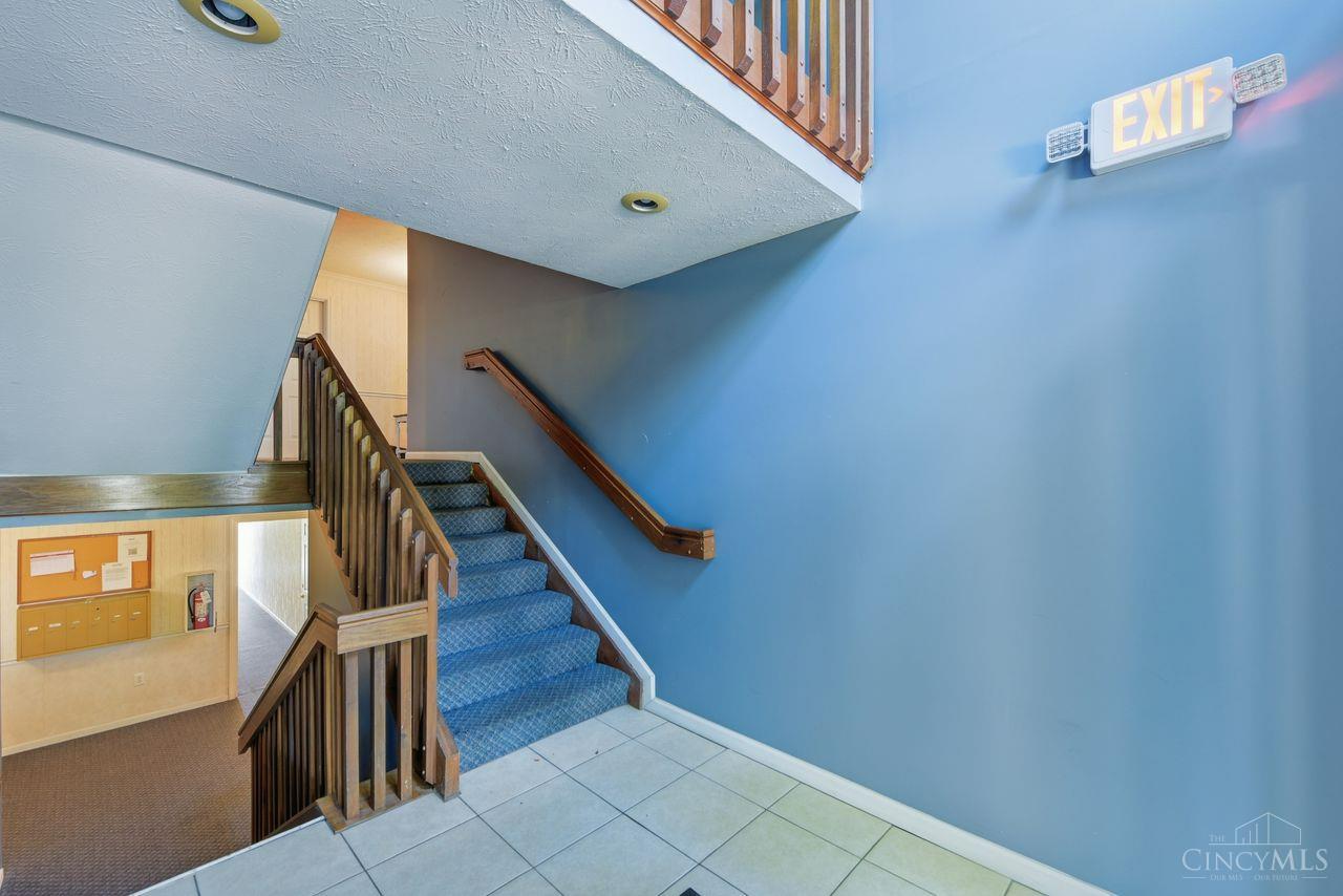 92 Rough Way Property Photo 3