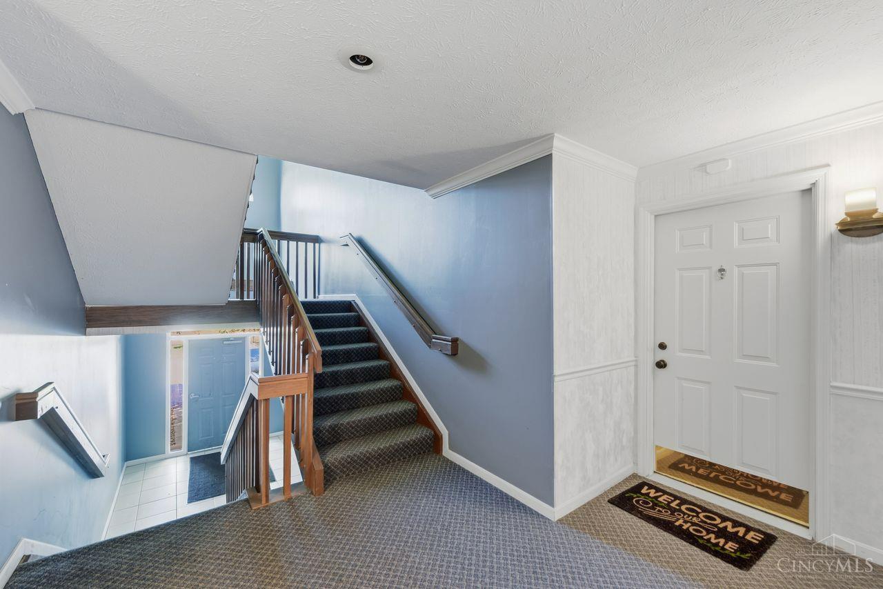 92 Rough Way Property Photo 4