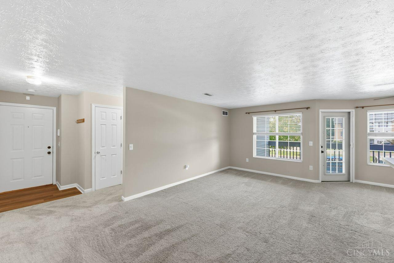 92 Rough Way Property Photo 8