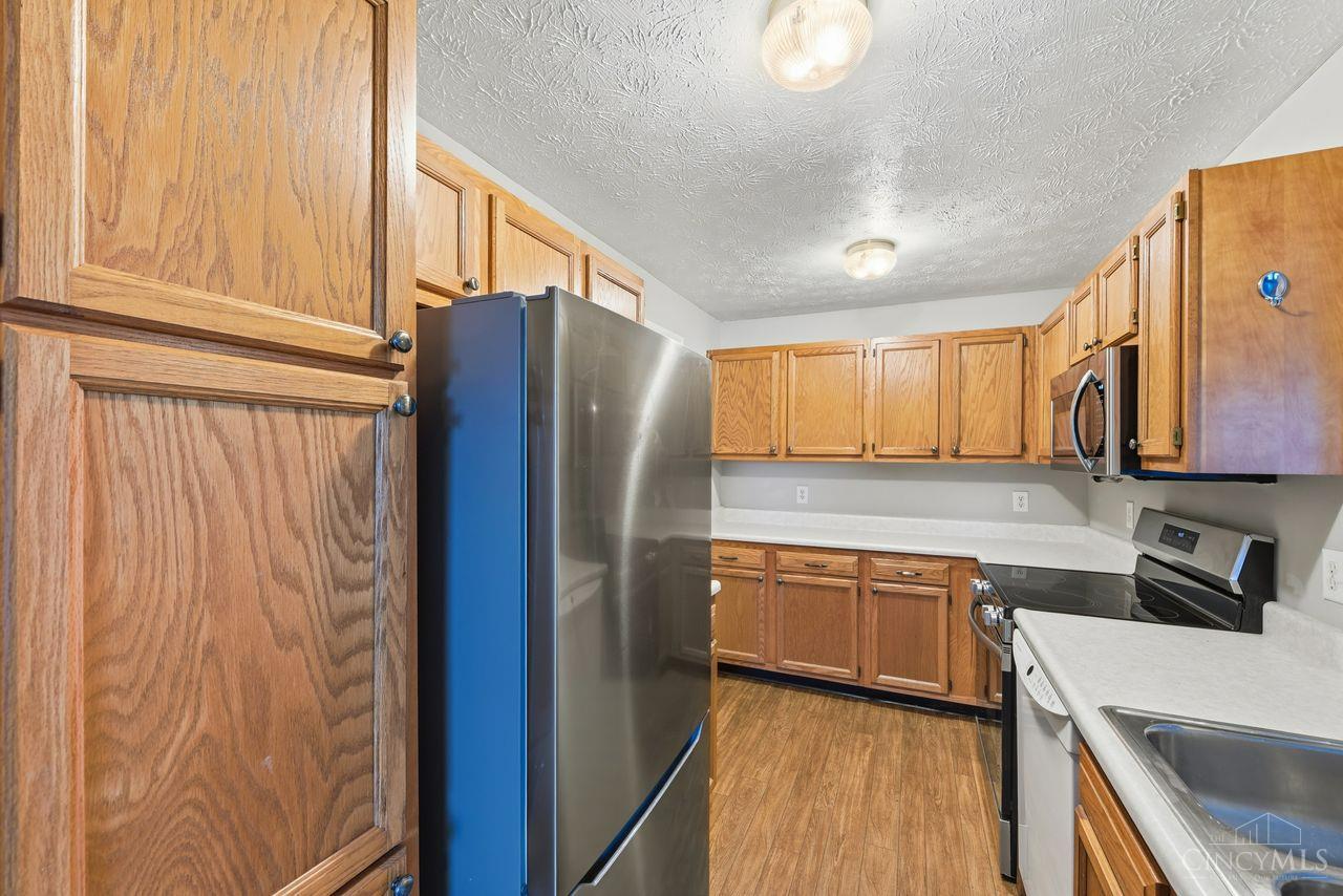 92 Rough Way Property Photo 13