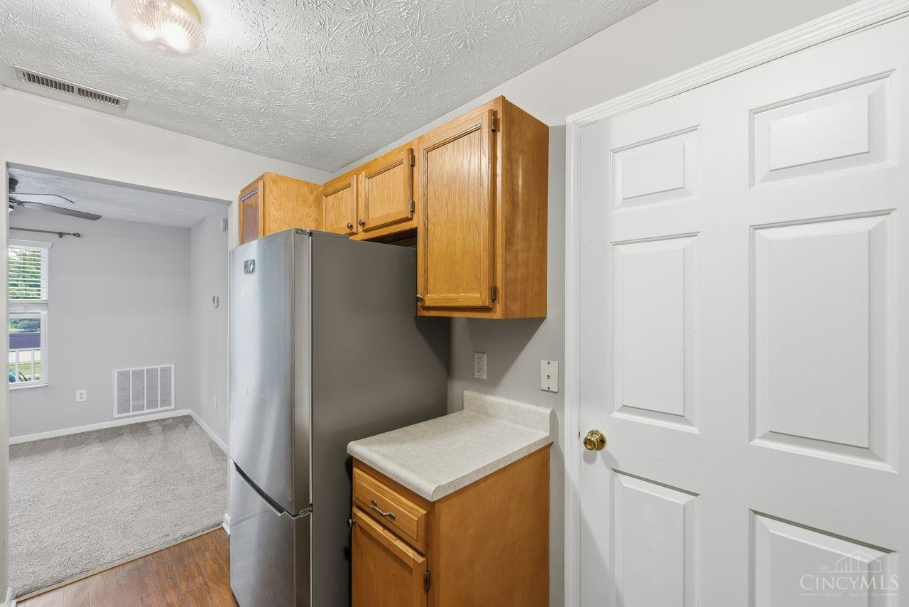 92 Rough Way Property Photo 15