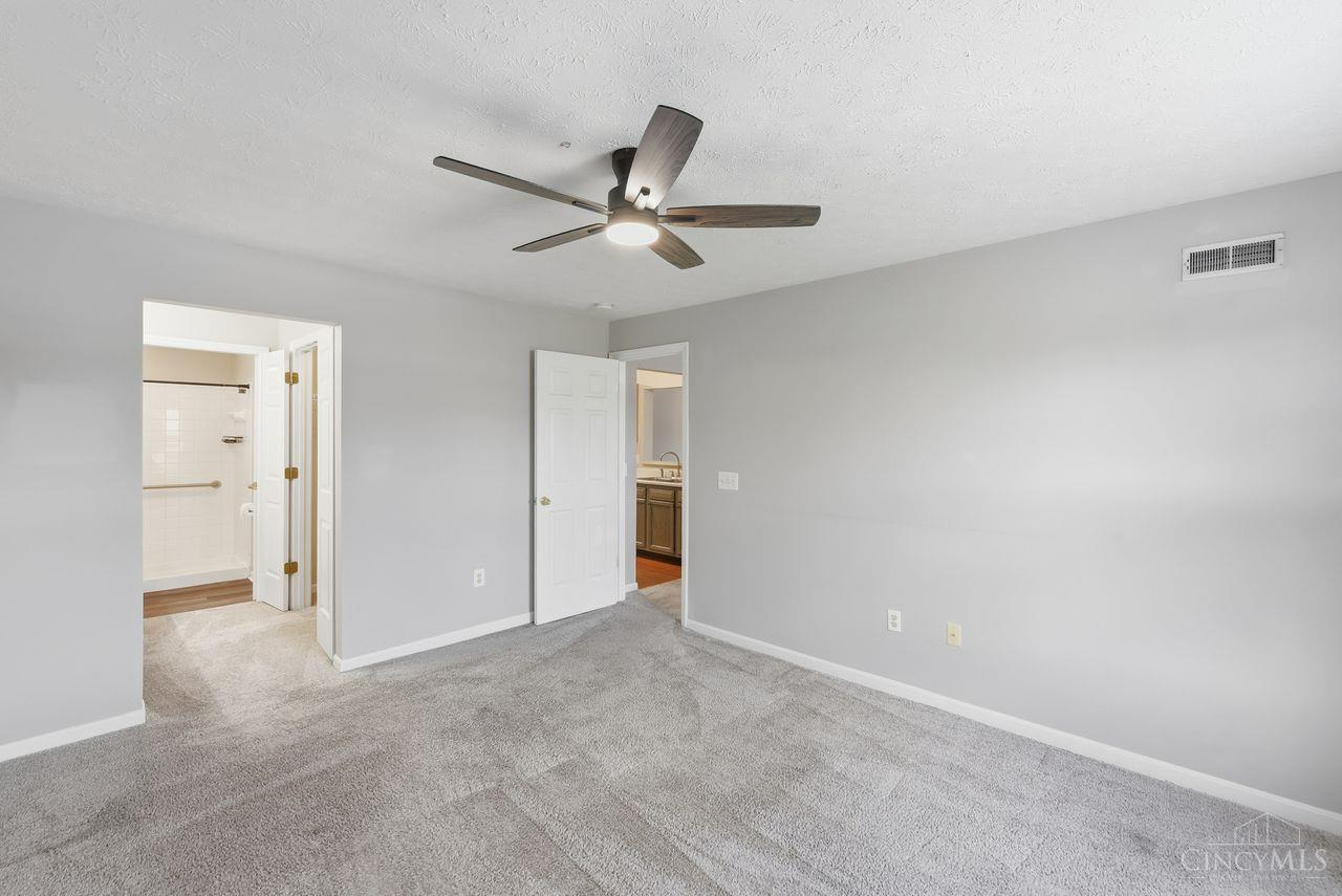 92 Rough Way Property Photo 19