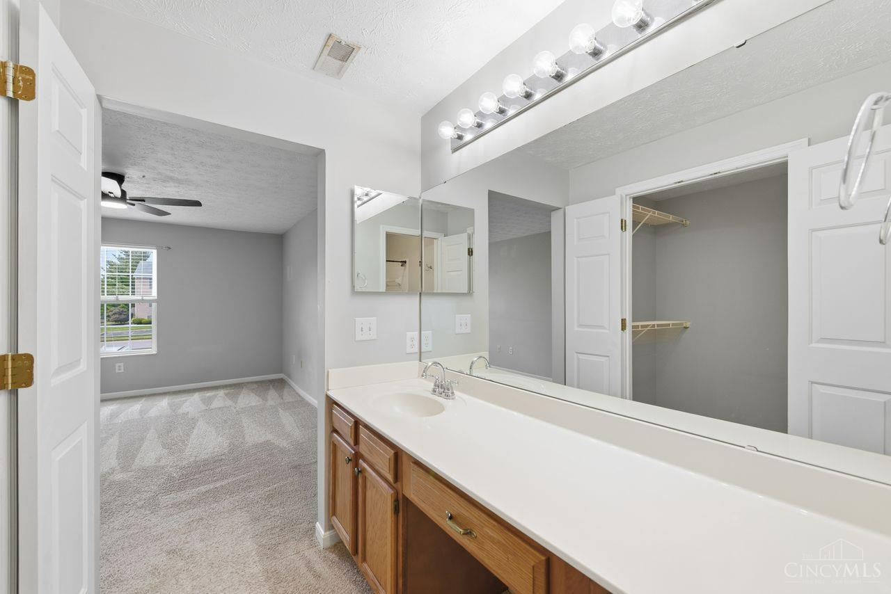 92 Rough Way Property Photo 24