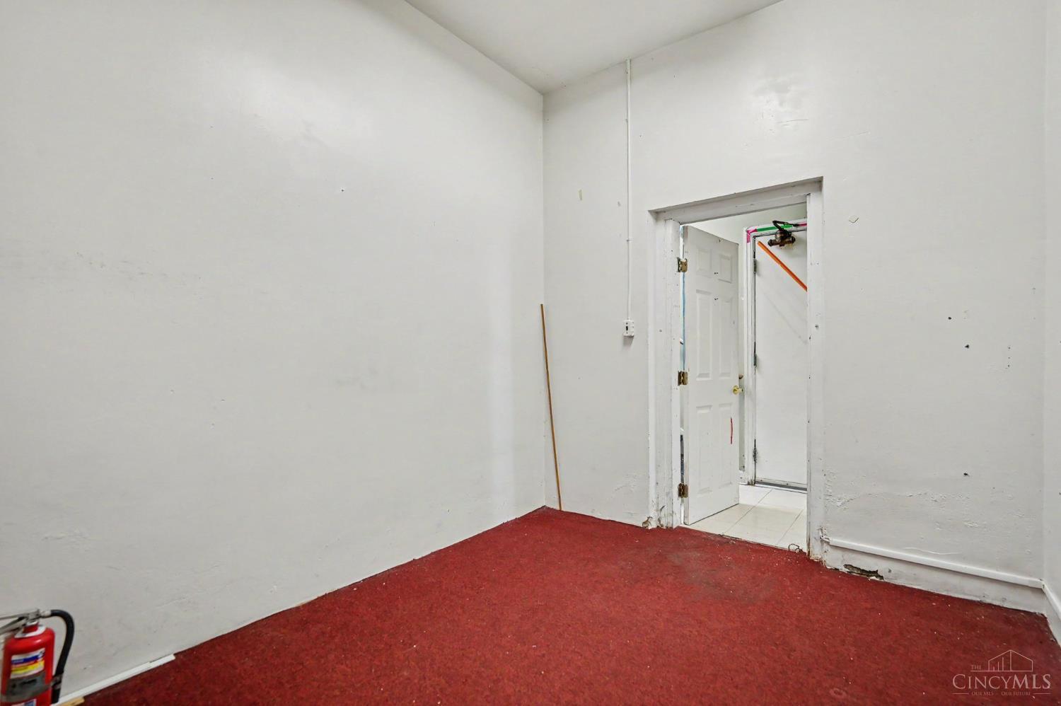 1070 Weller Avenue Property Photo 18