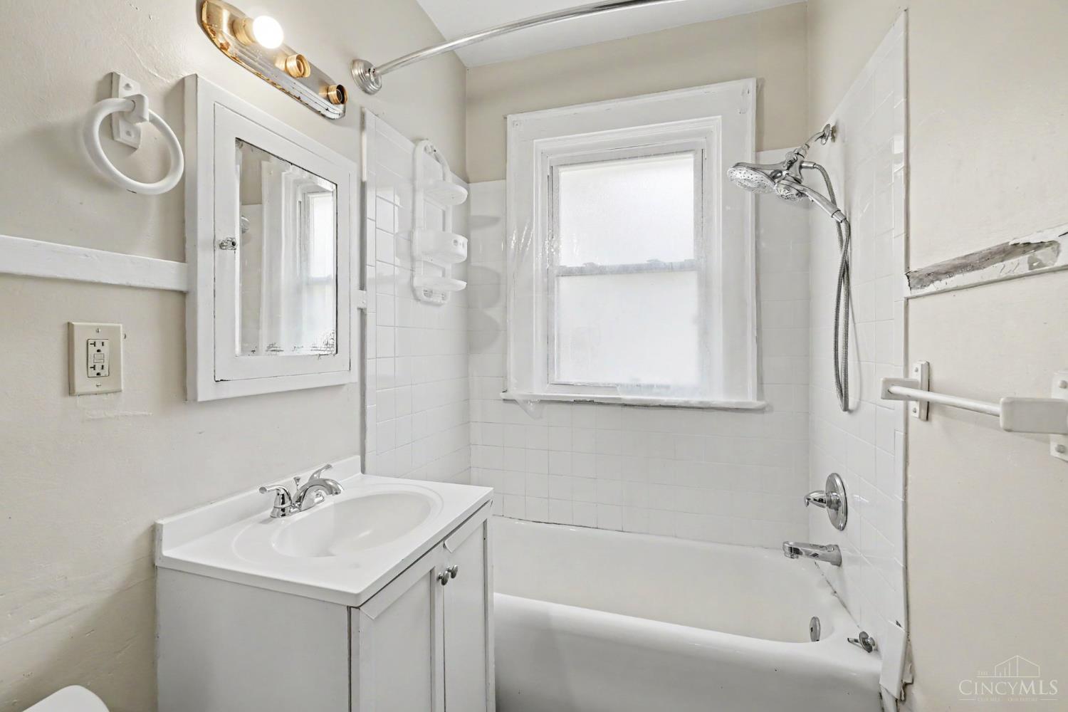 924 Chateau Avenue Property Photo 7