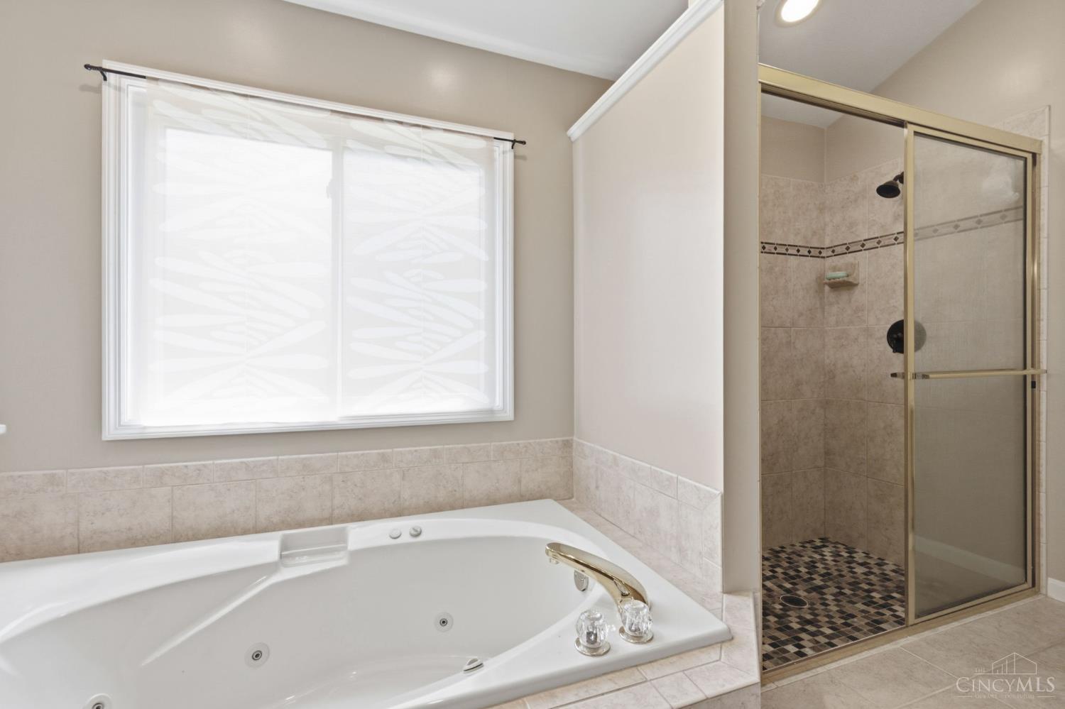 7097 Maple Creek Drive Property Photo 26
