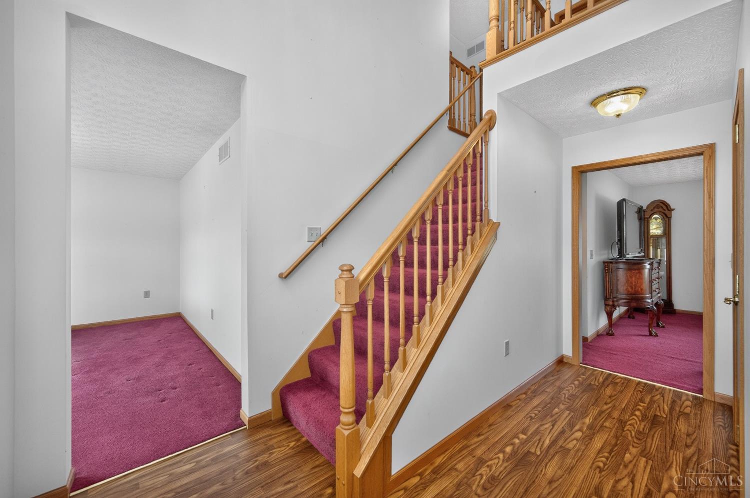 9043 Storer Lane Property Photo 6