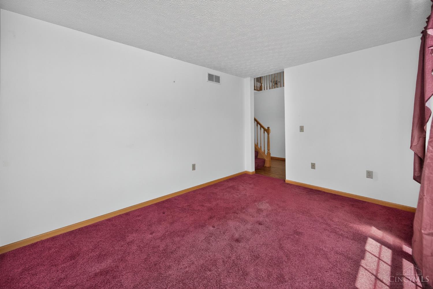 9043 Storer Lane Property Photo 7