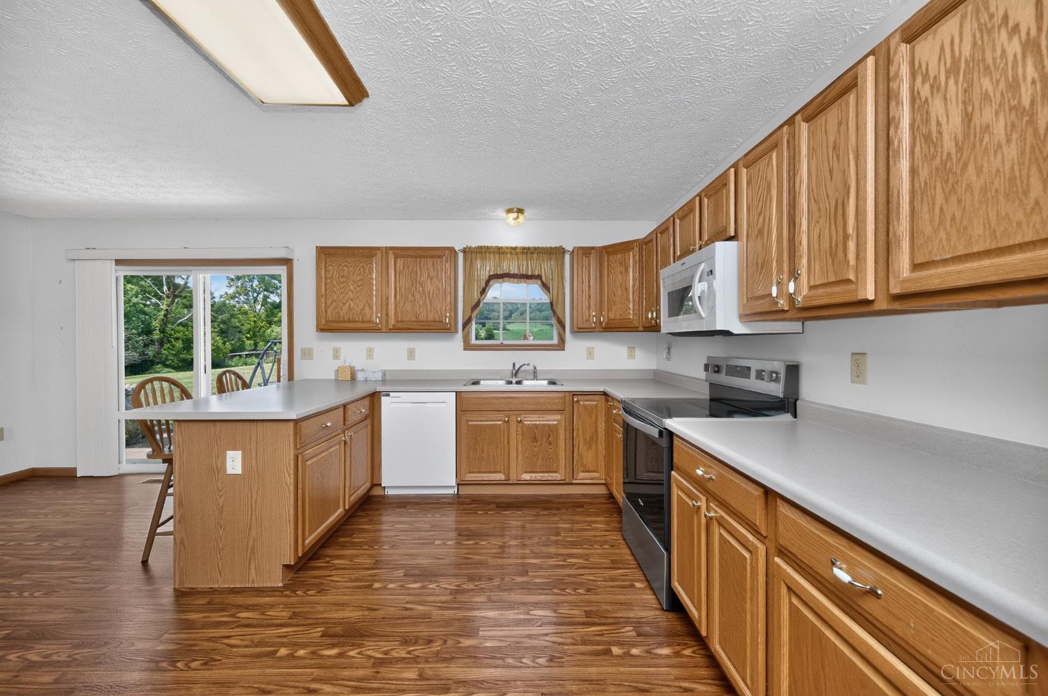9043 Storer Lane Property Photo 11