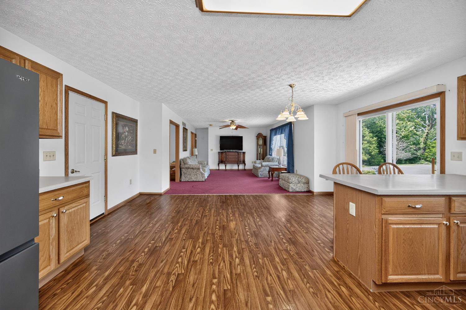 9043 Storer Lane Property Photo 14