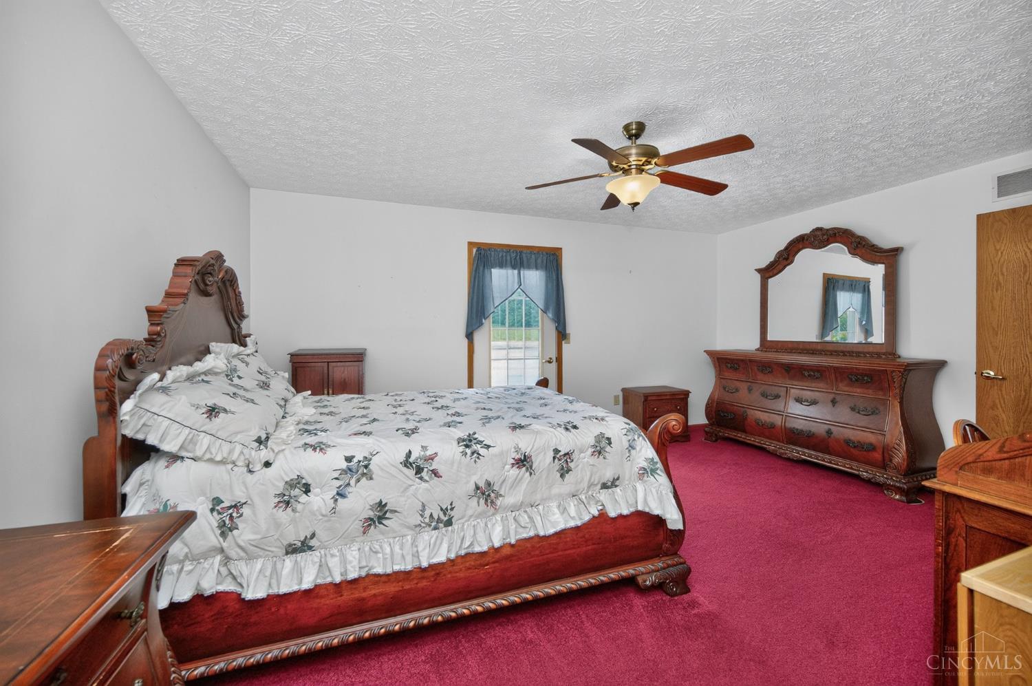 9043 Storer Lane Property Photo 17