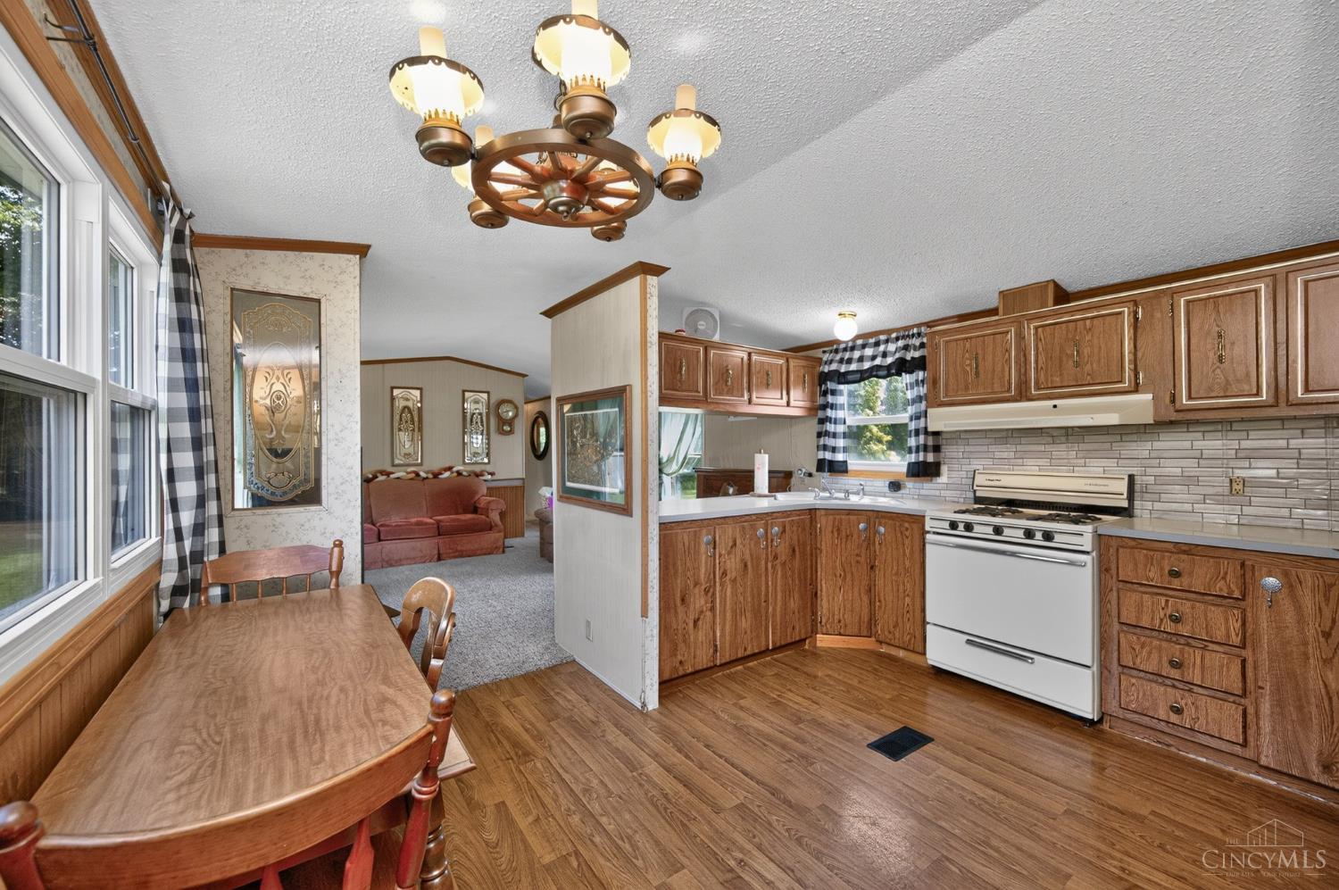 9043 Storer Lane Property Photo 64