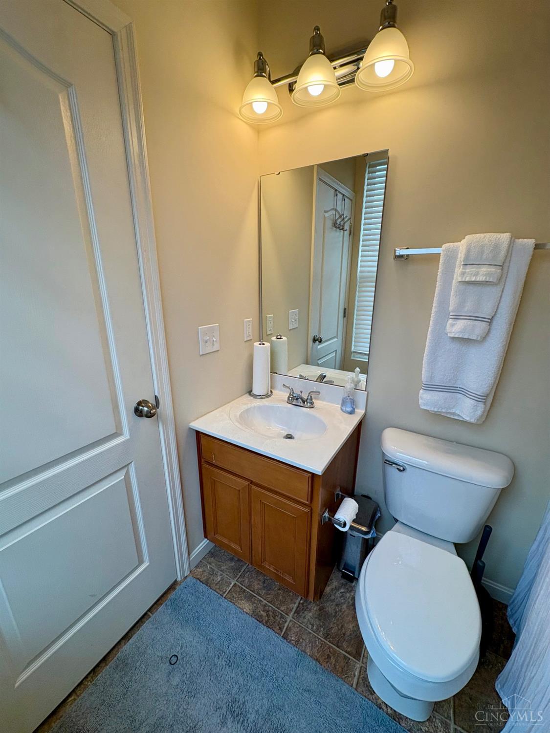 1024 Lost Crossing Property Photo 4