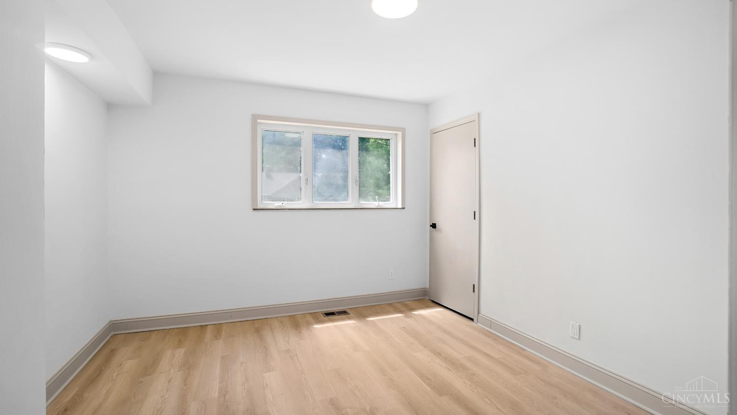 2810 Robers Avenue Property Photo 29