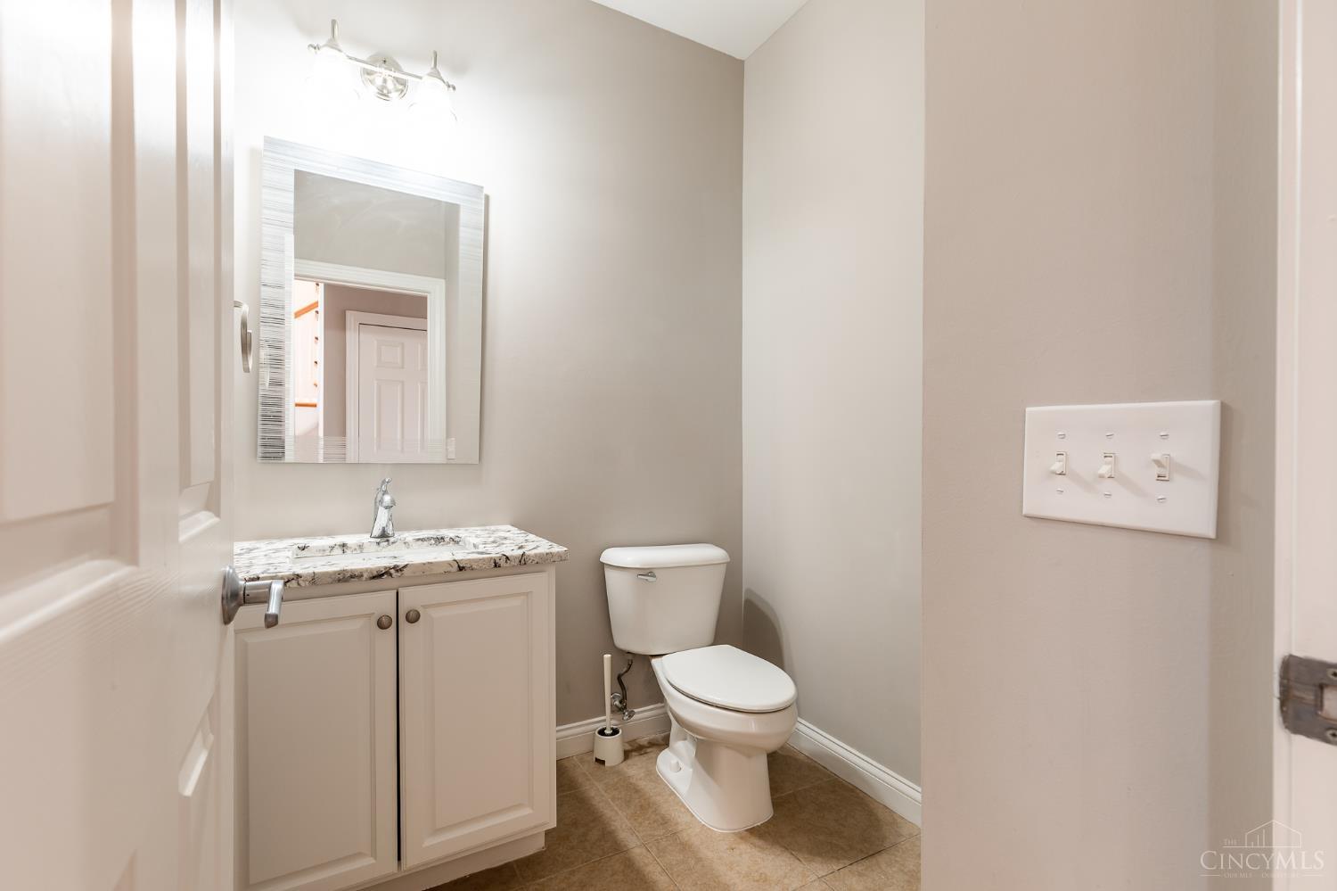 3827 Brookmere Place Property Photo 13