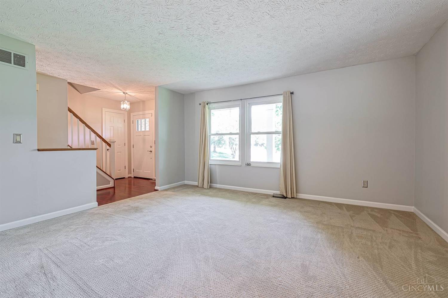 9045 Fields Drive Property Photo 7