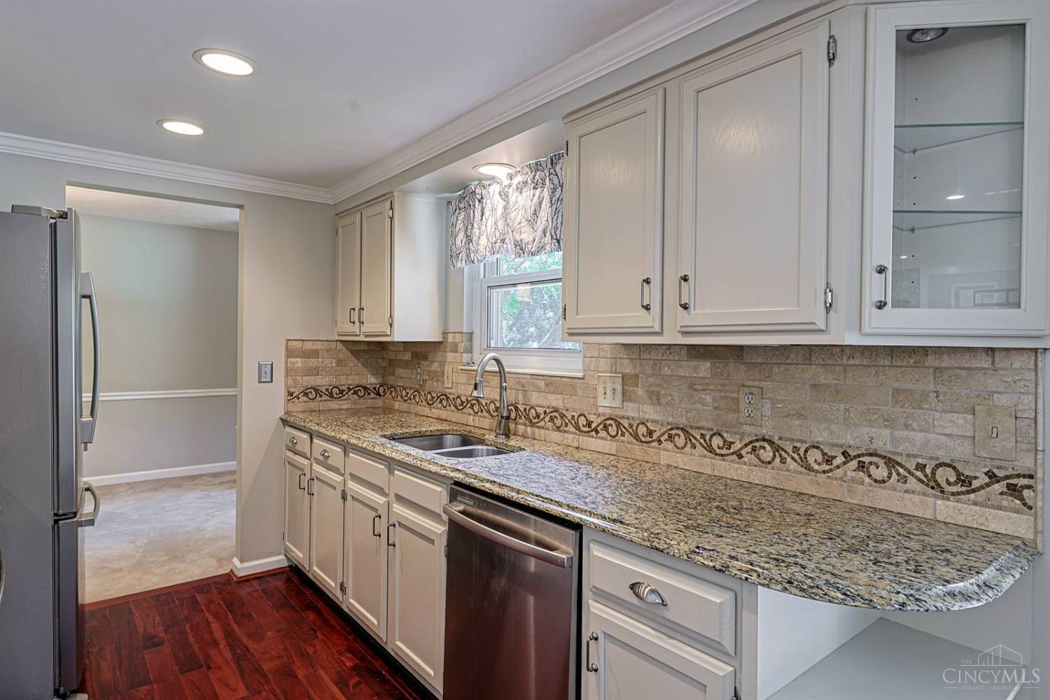 9045 Fields Drive Property Photo 12