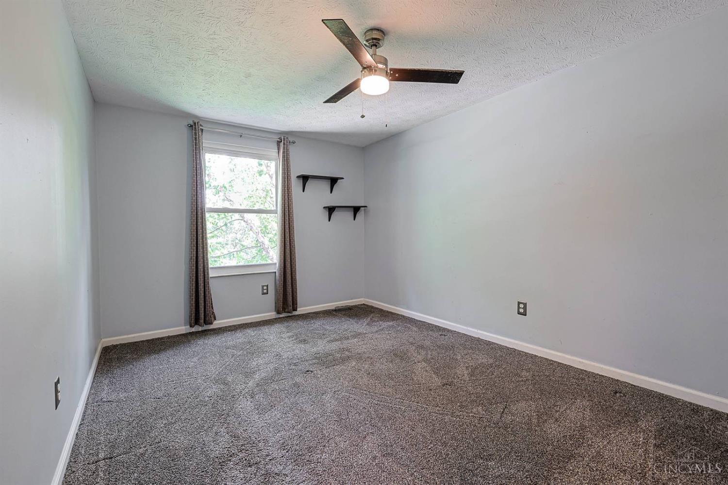 9045 Fields Drive Property Photo 24