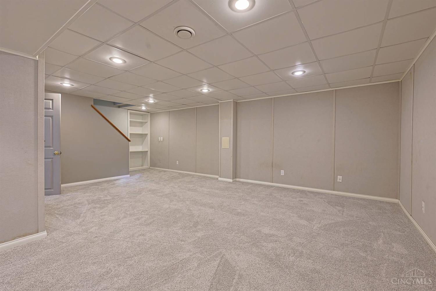9045 Fields Drive Property Photo 27