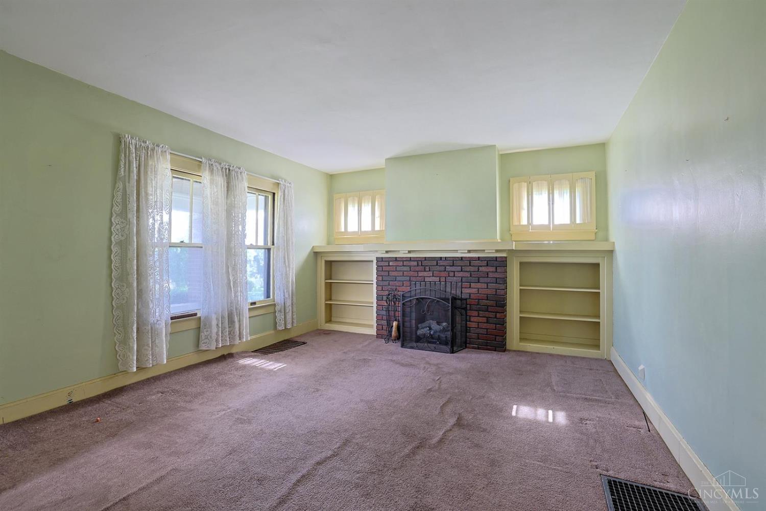 328 Harrison Avenue Property Photo 6