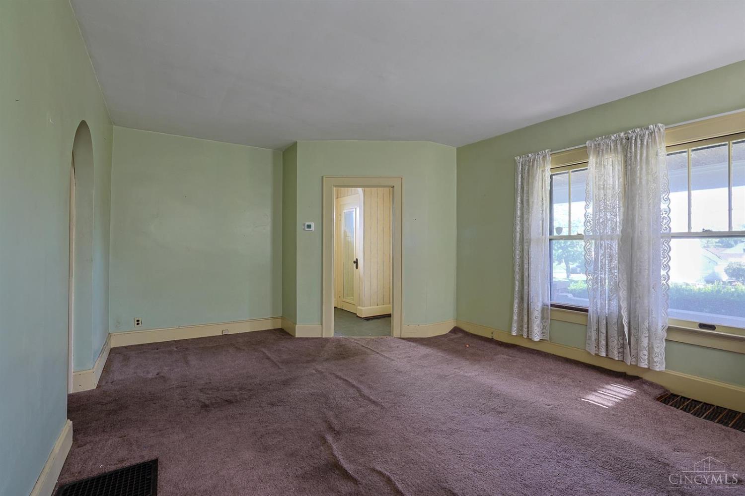 328 Harrison Avenue Property Photo 7