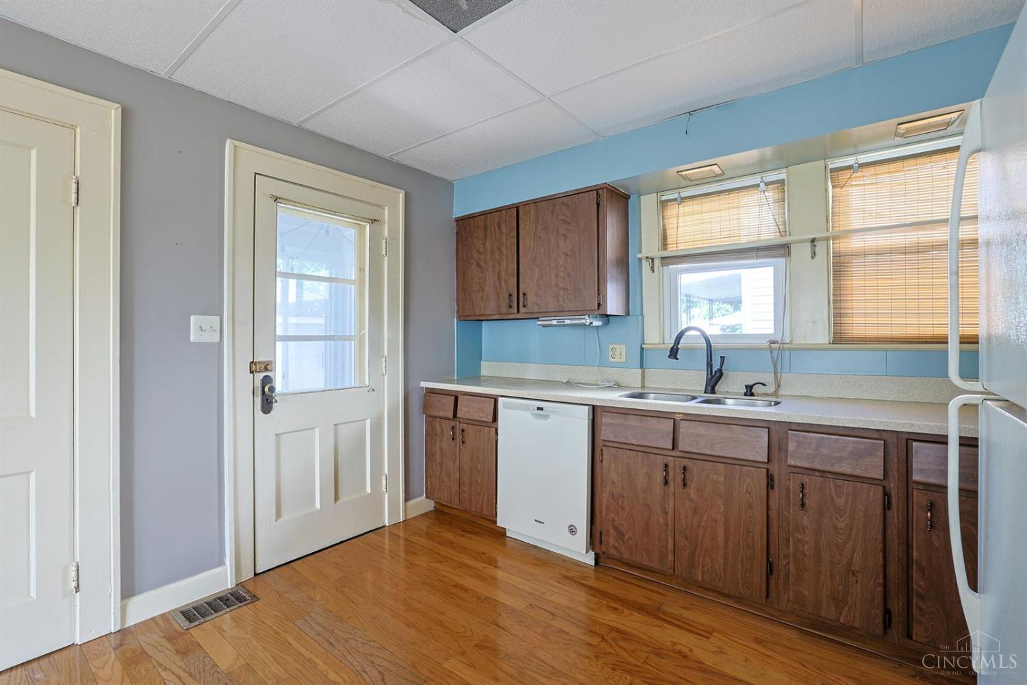 328 Harrison Avenue Property Photo 16