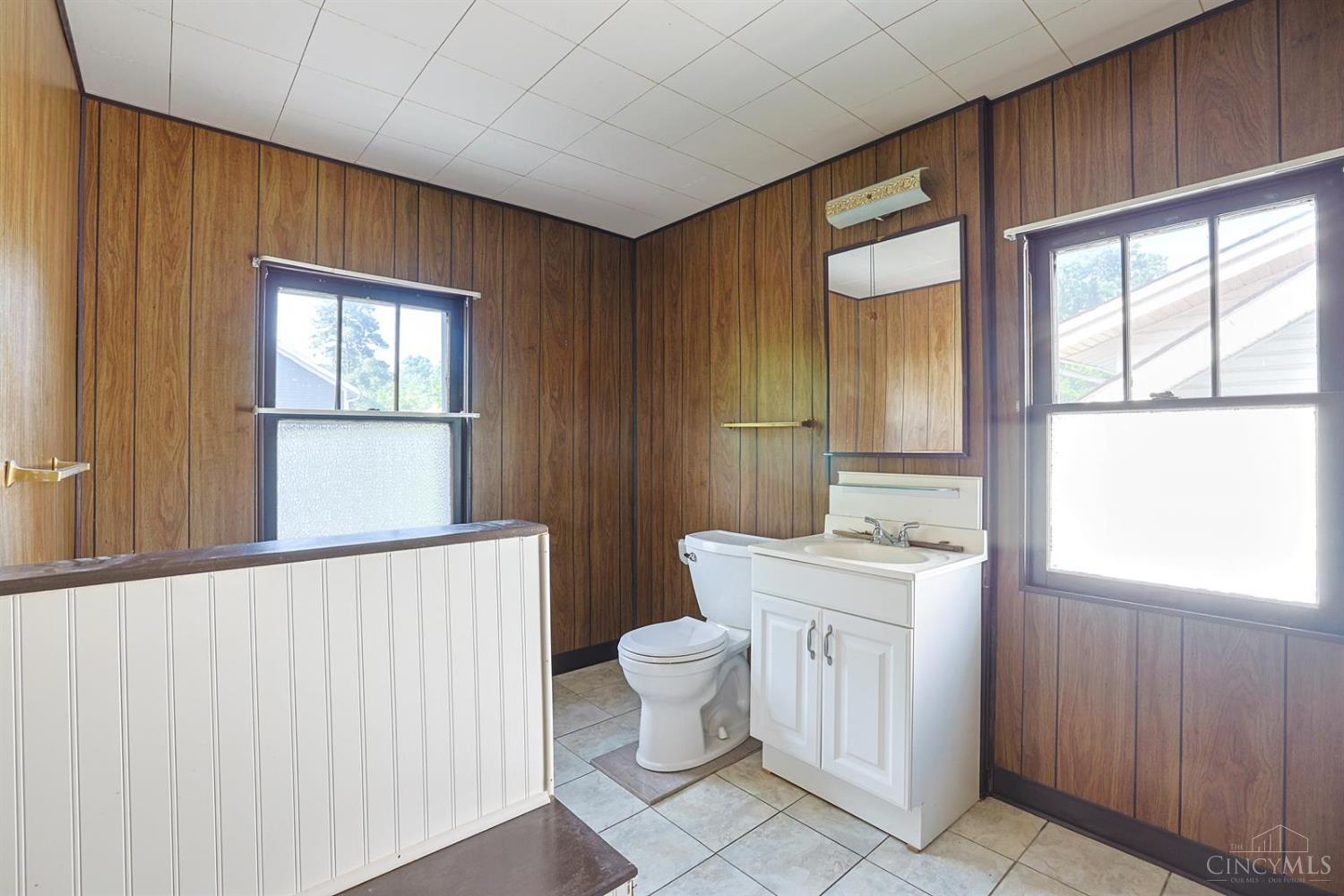 328 Harrison Avenue Property Photo 19