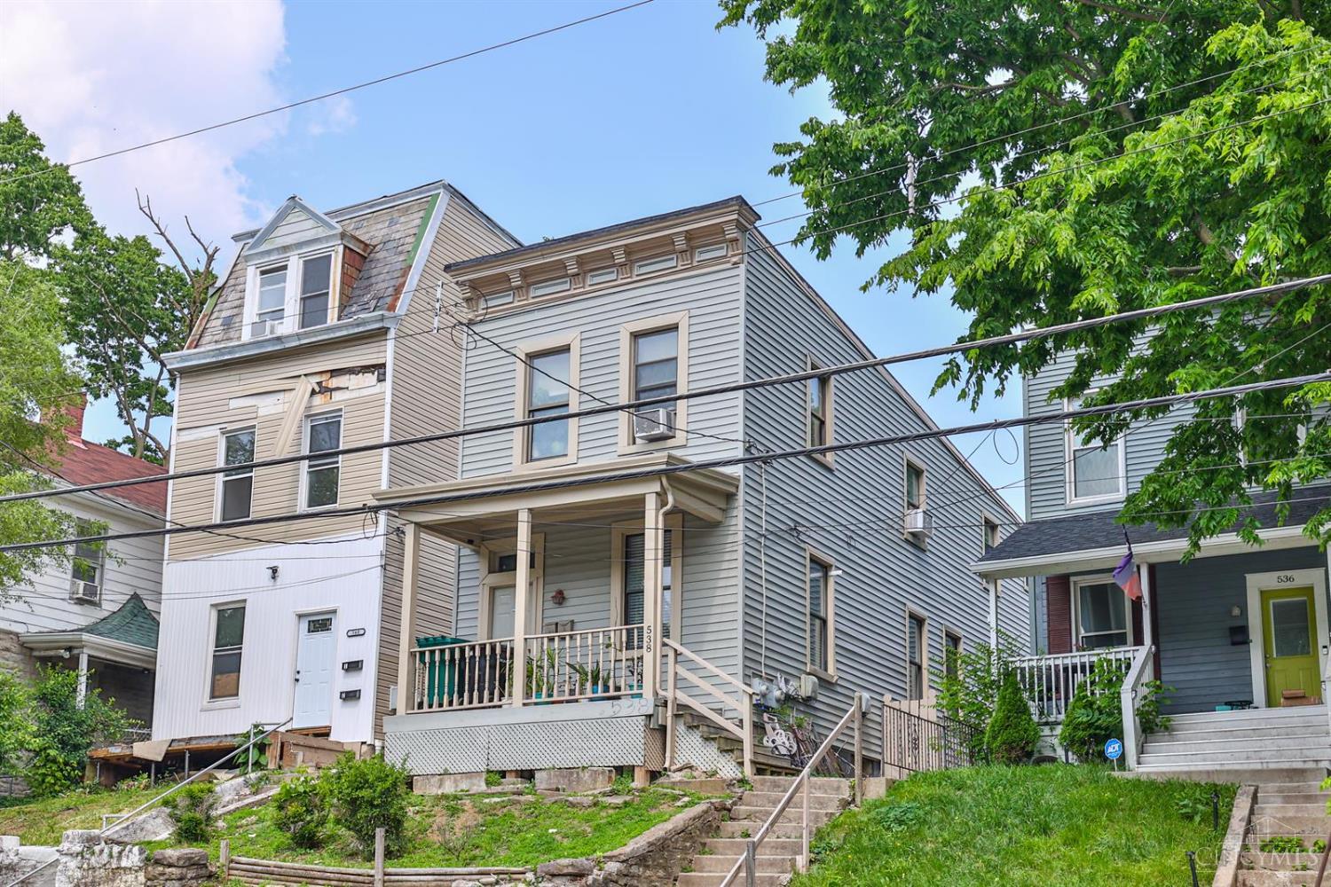 538 Grand Avenue Property Photo 1