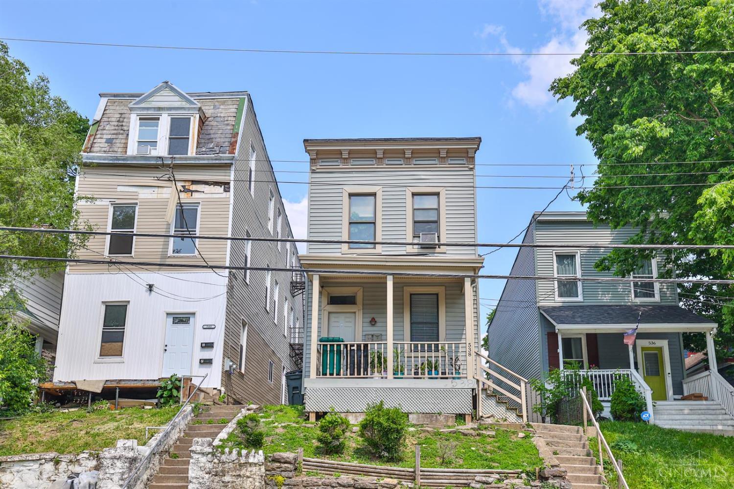 538 Grand Avenue Property Photo 2