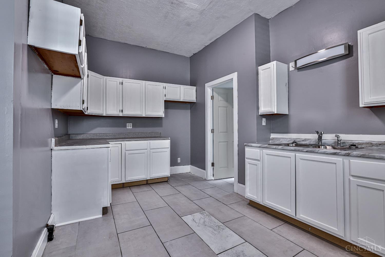 538 Grand Avenue Property Photo 15