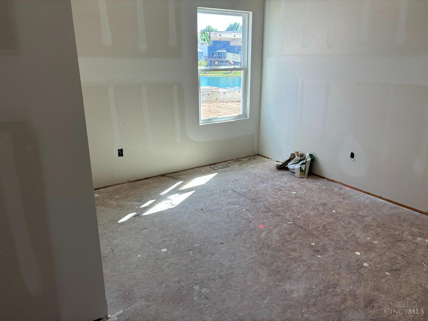 6233 Willow Cove Property Photo 5