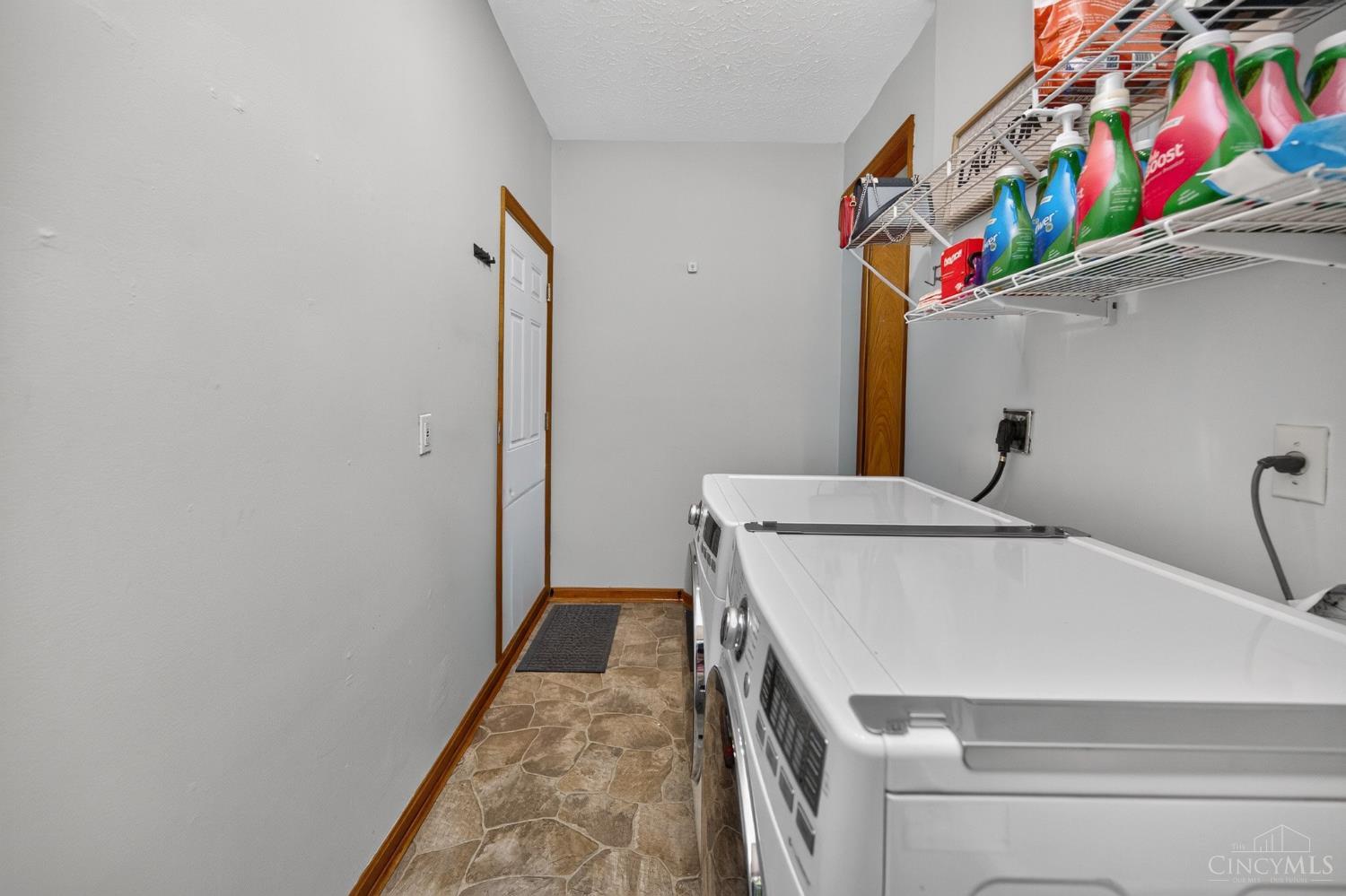 6536 Fayetta Drive Property Photo 29