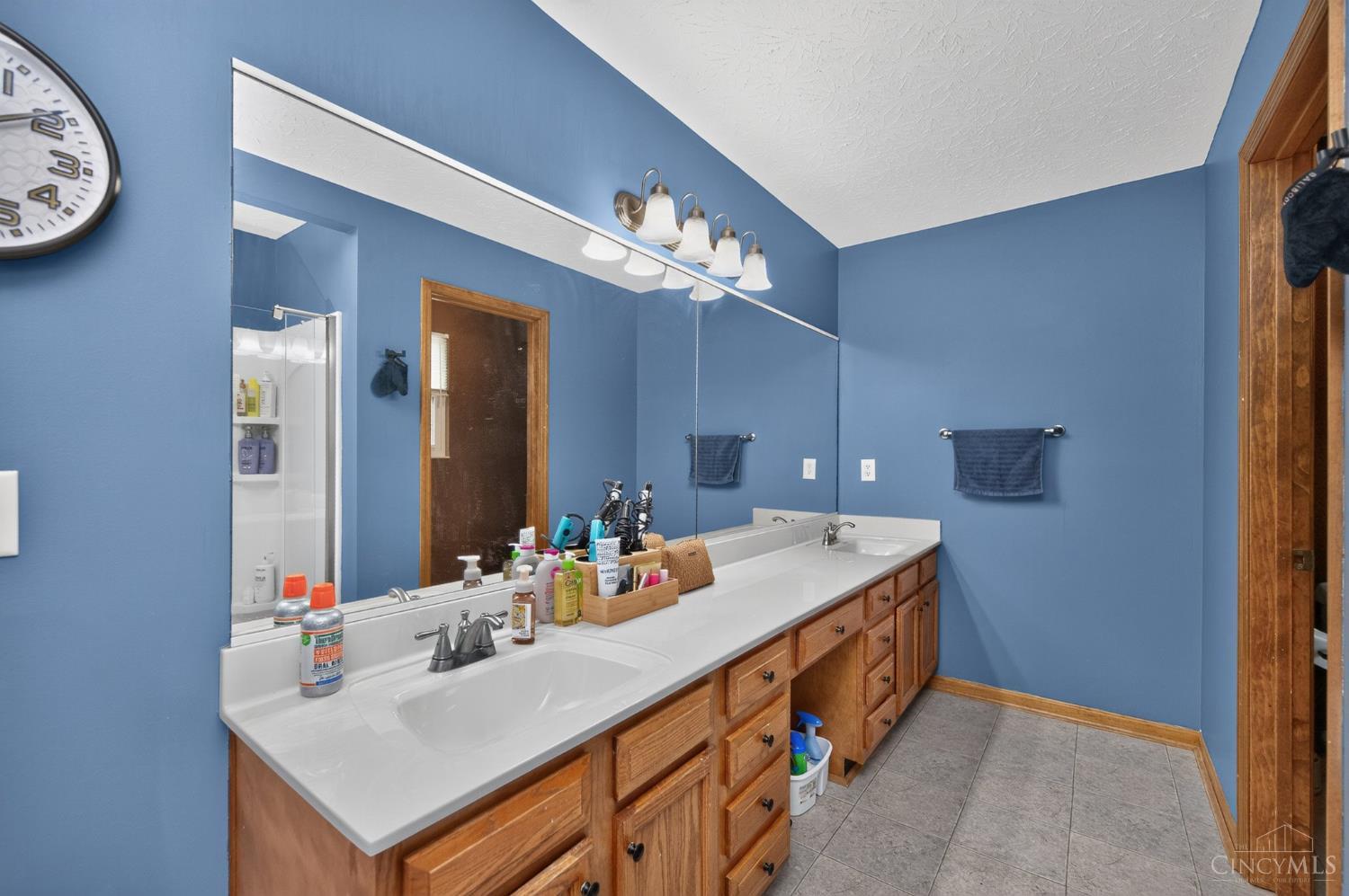 6536 Fayetta Drive Property Photo 41