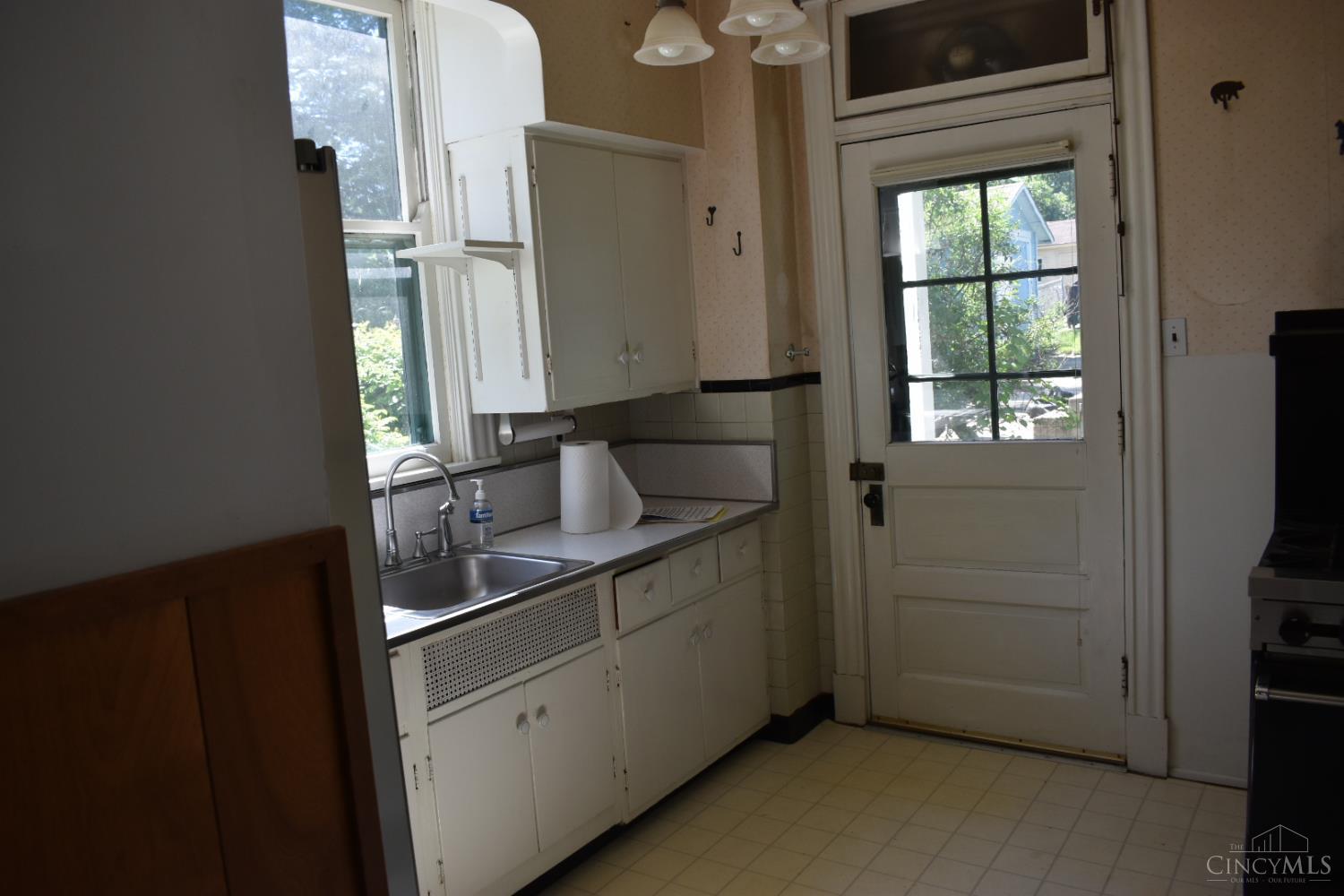 3736 High Point Avenue Property Photo 15