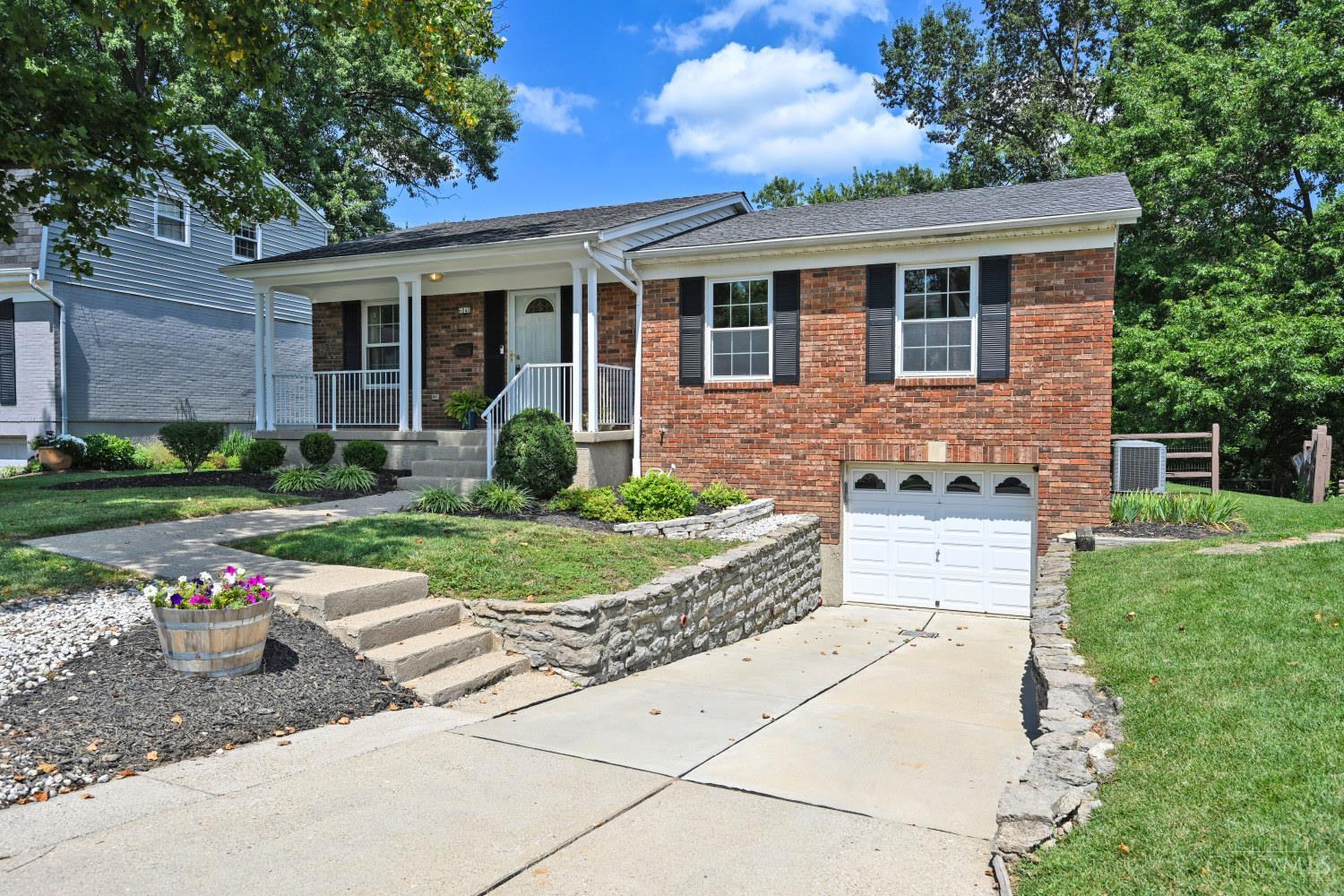 6040 Seiler Drive Property Photo 1