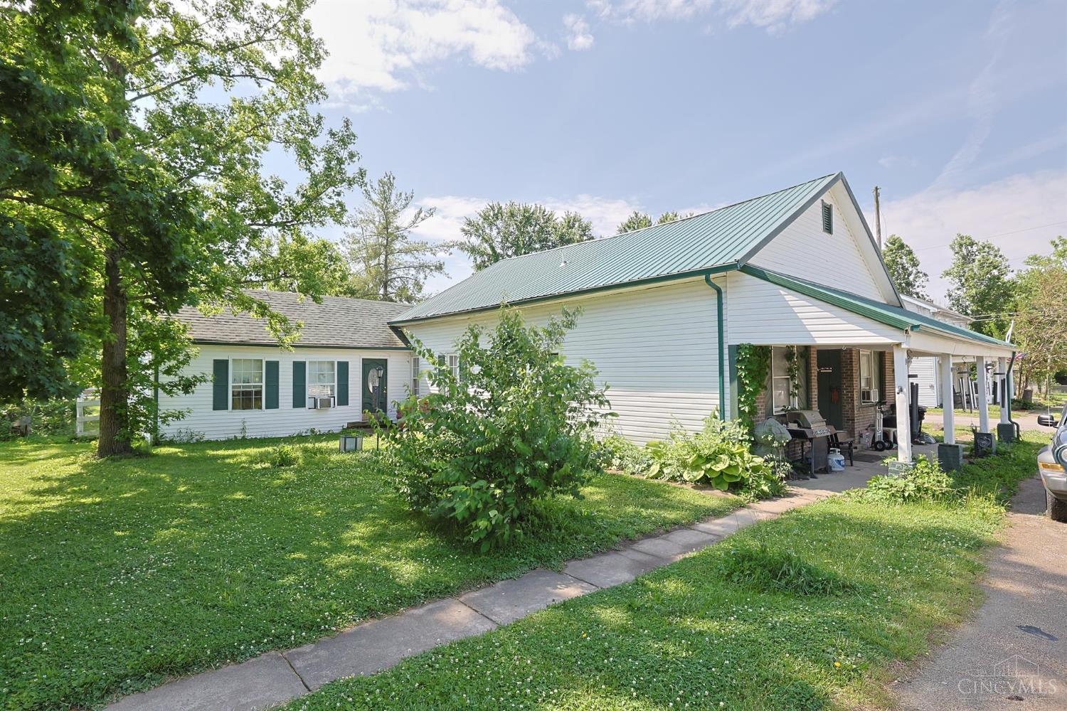 8524 Main Street Property Photo 1