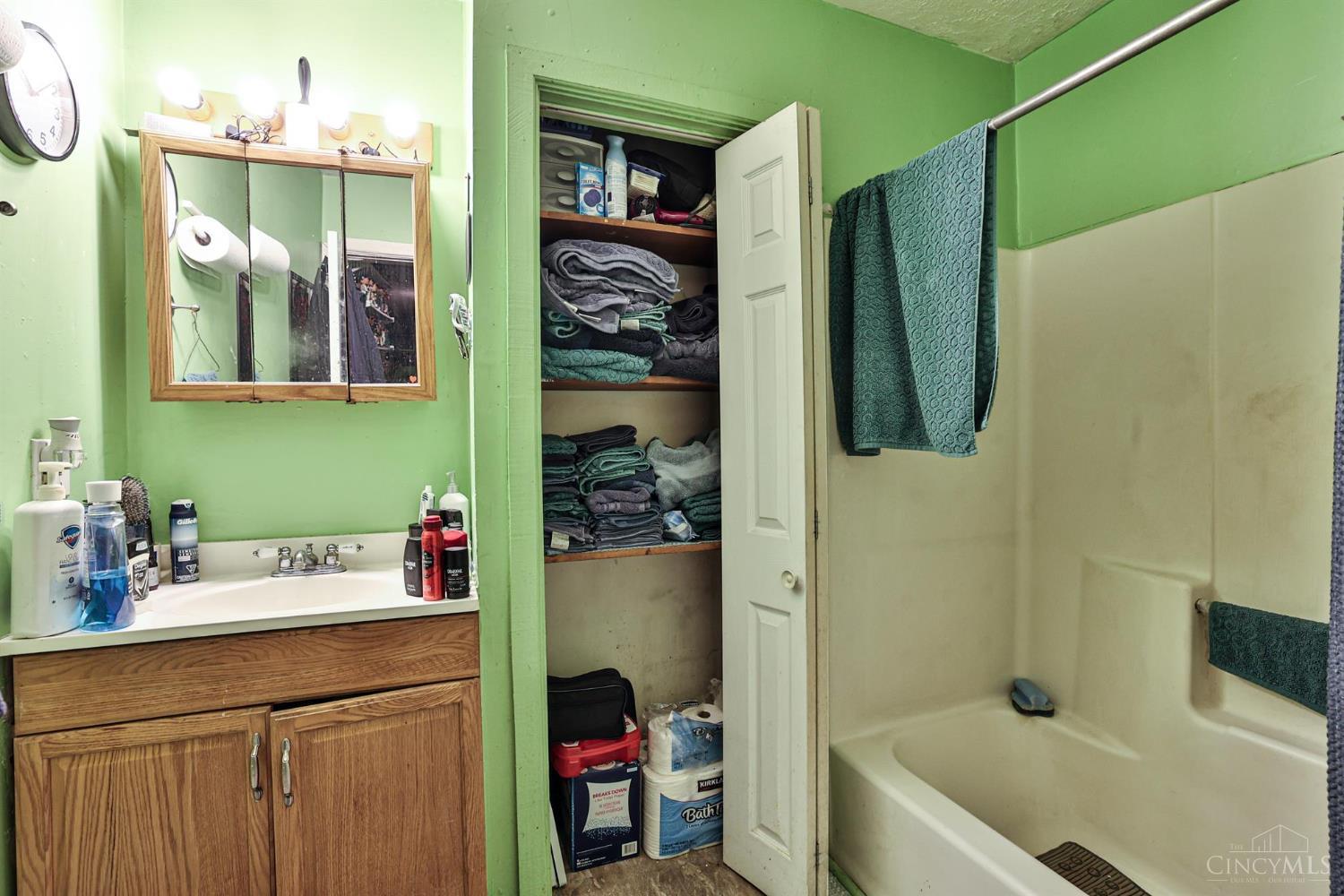 8524 Main Street Property Photo 15