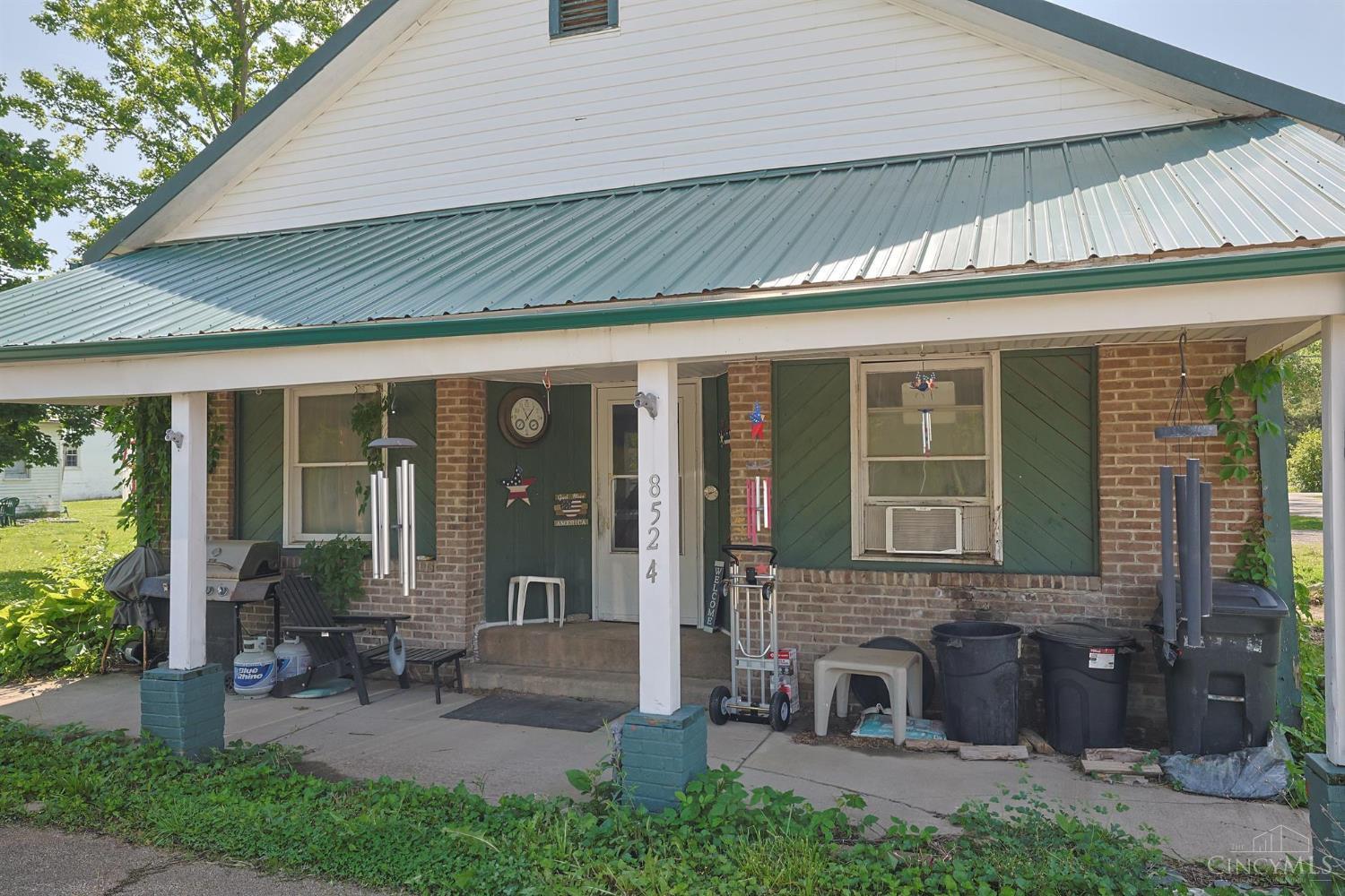 8524 Main Street Property Photo 29